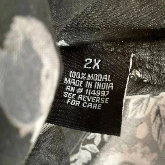 Tolani Collection Black Floral Sheer Blouse Kimono Style 3/4 Arm Womens Size 2X - Picture 3 of 6